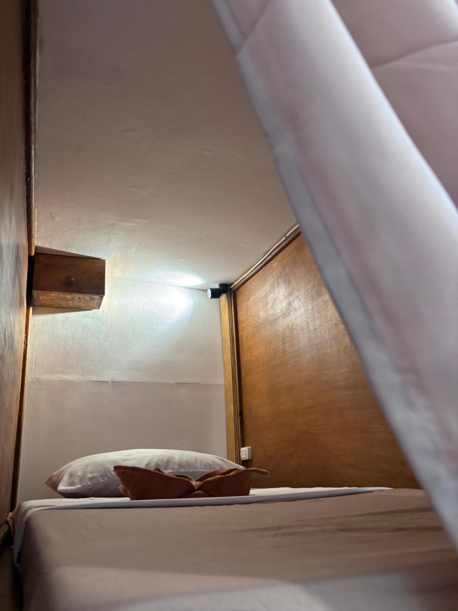 Paradiso Hostel エルニド エクステリア 写真